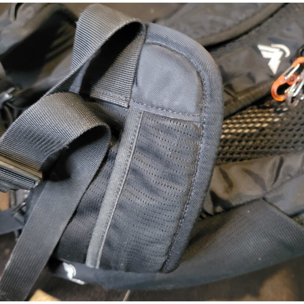 Macpac Black Rucksack/Backpack Pre-Owned - Picture 12 of 16